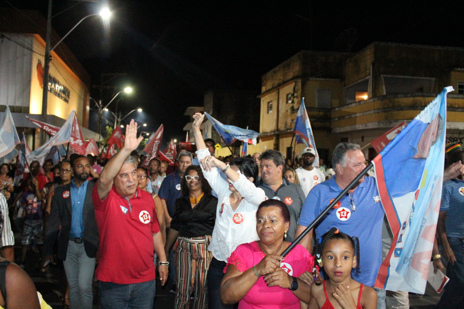 Caminhada ao lado da ex-prefeita Márcia, do vereador Elcinho, d…