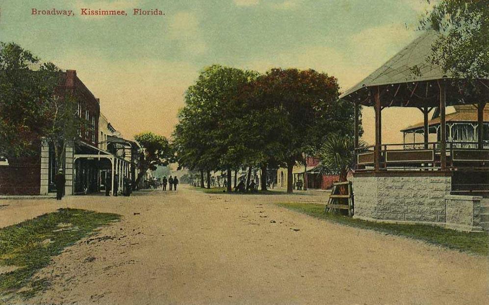 Broadway Avenue, Kissimmee, FL; from a c. 1912 postcard.
