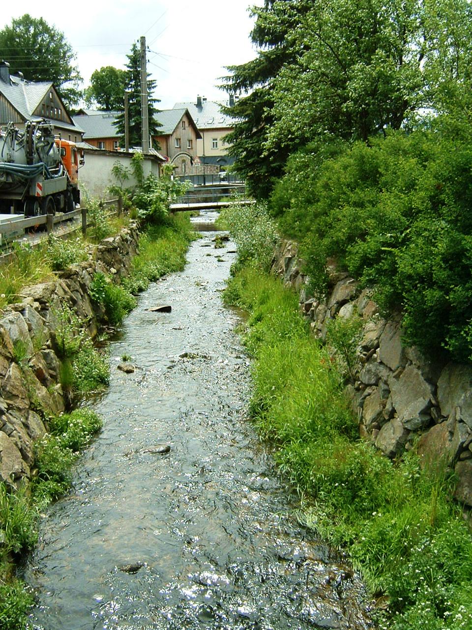 die Sehma (Fluss) bei Neudorf im Erzgebirge