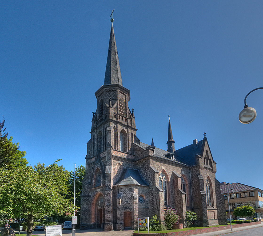 Evangelische Pfarrkirche Hückelhoven - Neugotische Backstein-Ha…