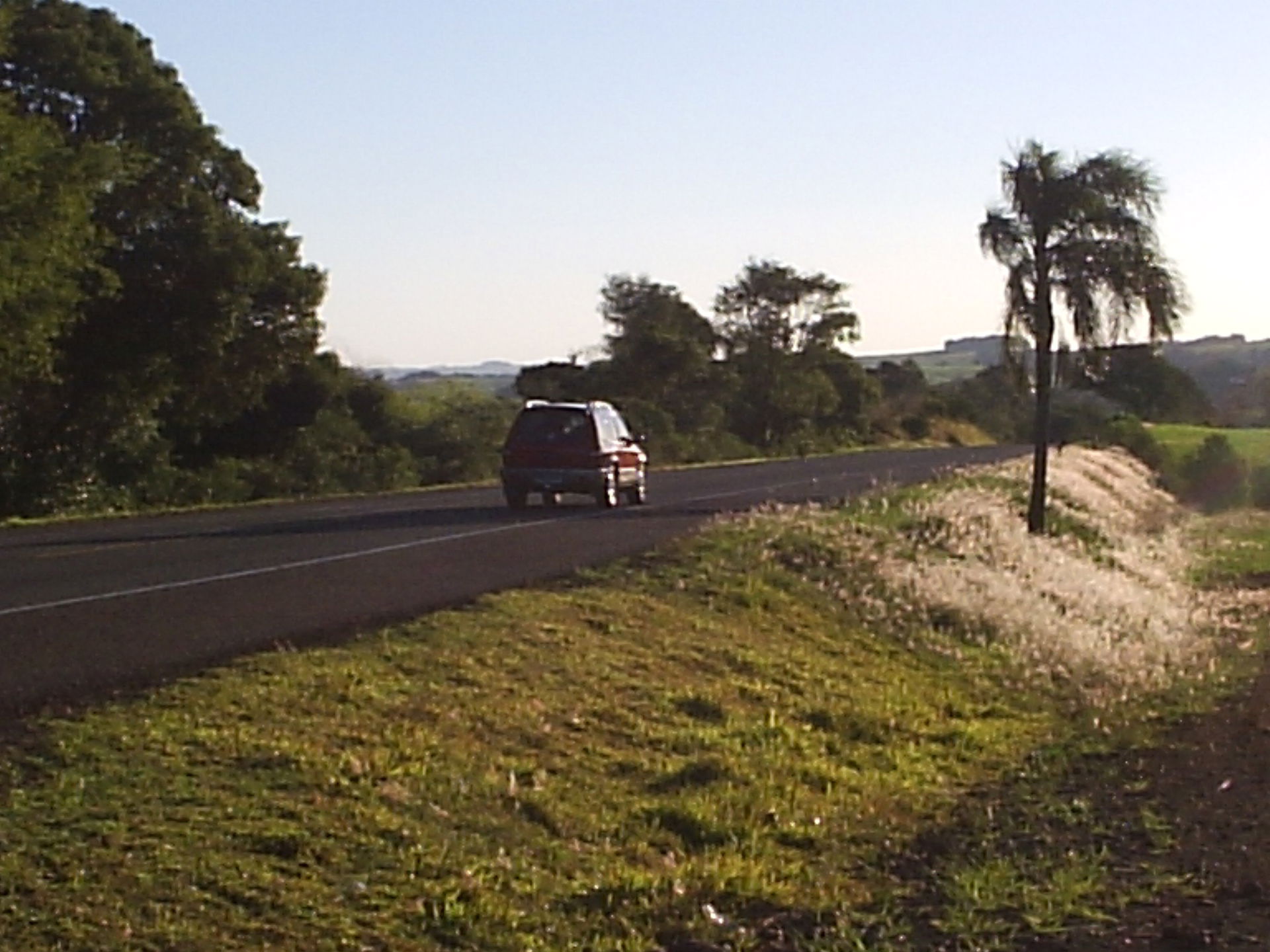 Rodovia BR-285 no município de Panambi, interior do Rio Grande …