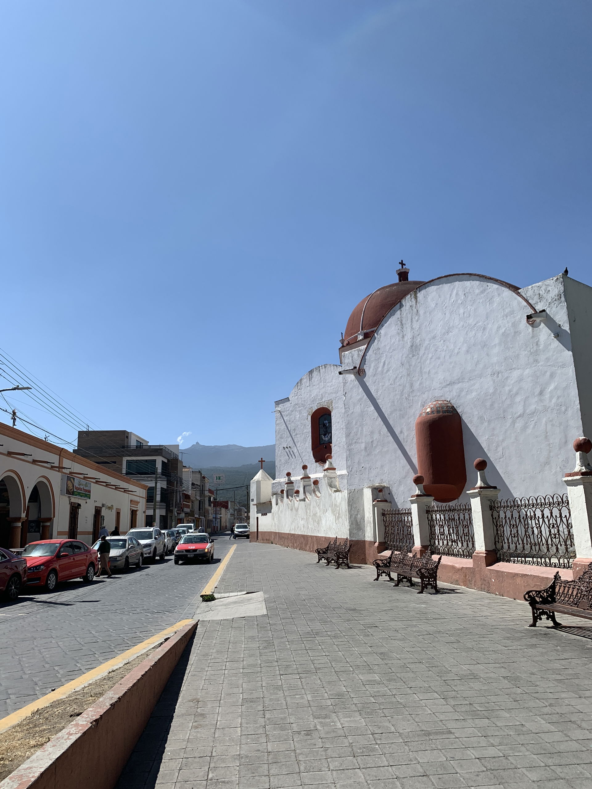 Cofre de Perote desde el centro de Perote.
