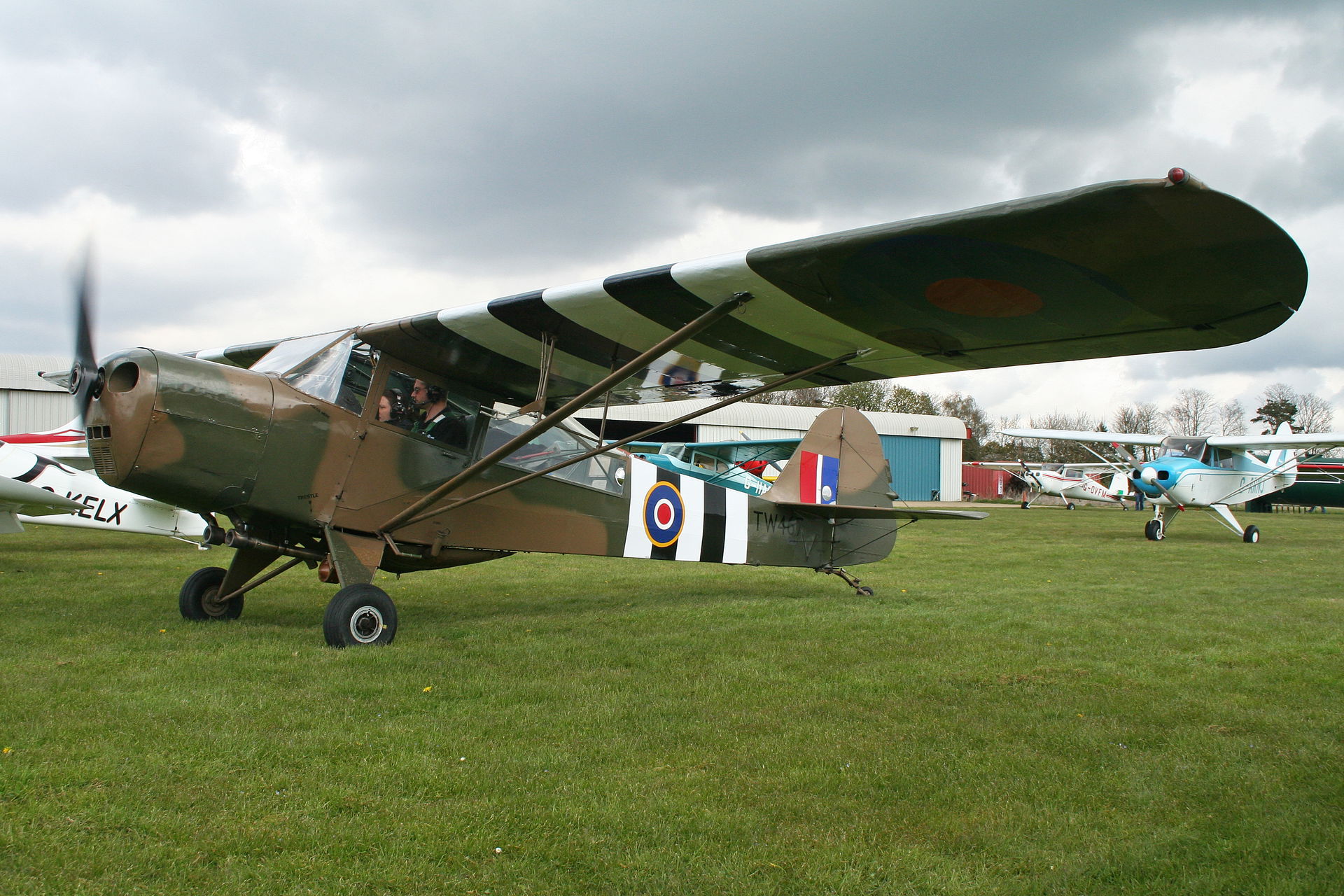 In genuine military markings as 'TW467'.
msn 1809.
A classic vi…