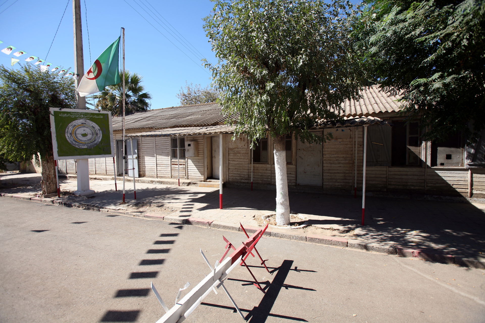 Temporary building dating back to the 1954 earthquake, Chlef (f…