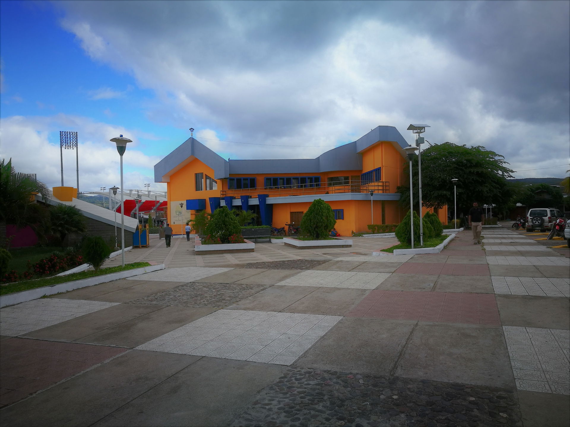 Biblioteca Municipal de Estelí, vista lateral.