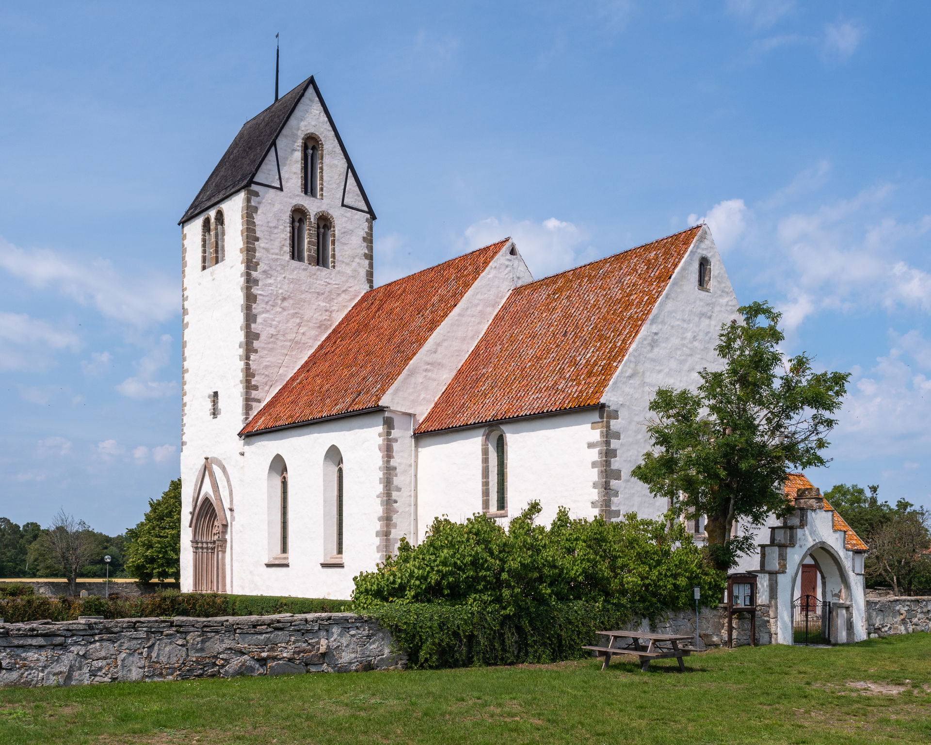 Hamra Church (Swedish: Hamra kyrka) is a medieval church in Ham…