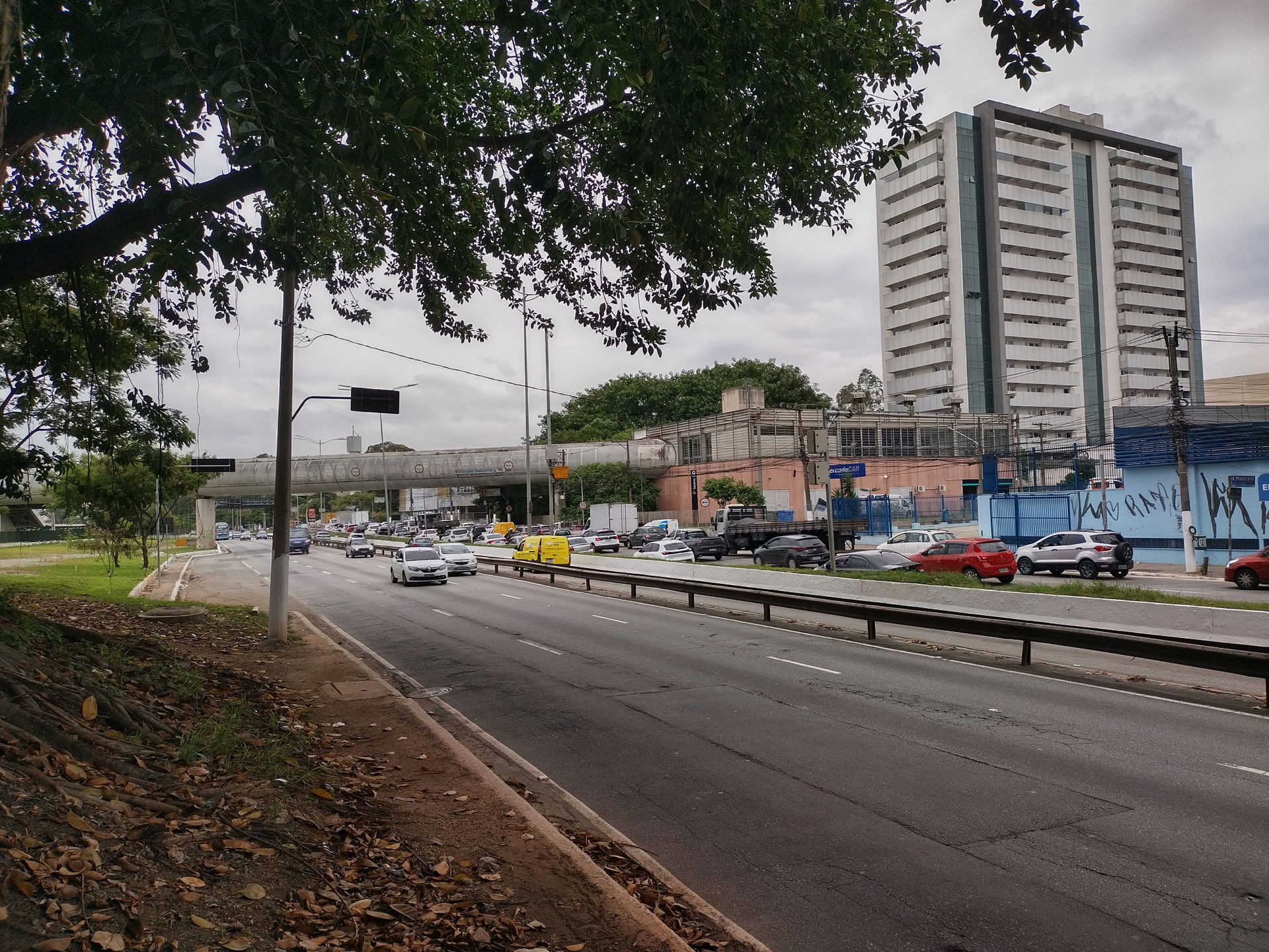 Distant view from Socorro station (Line 9 Esmeralda), São Paulo…