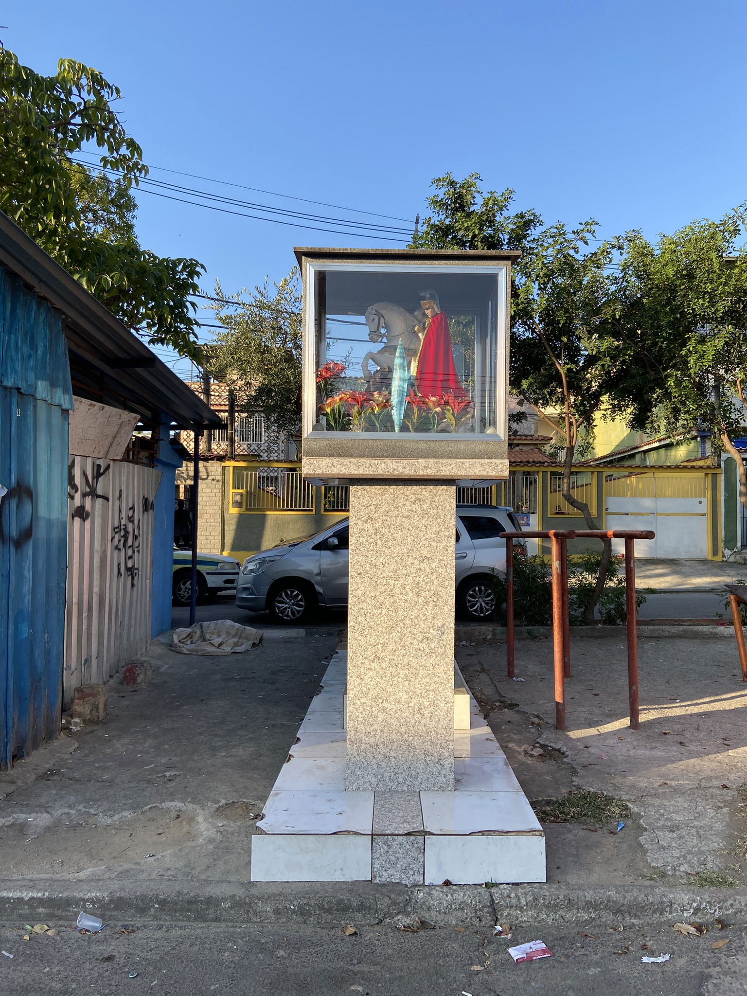 Imagem do oratório de São Jorge. Localizado em Turiaçu, na cida…