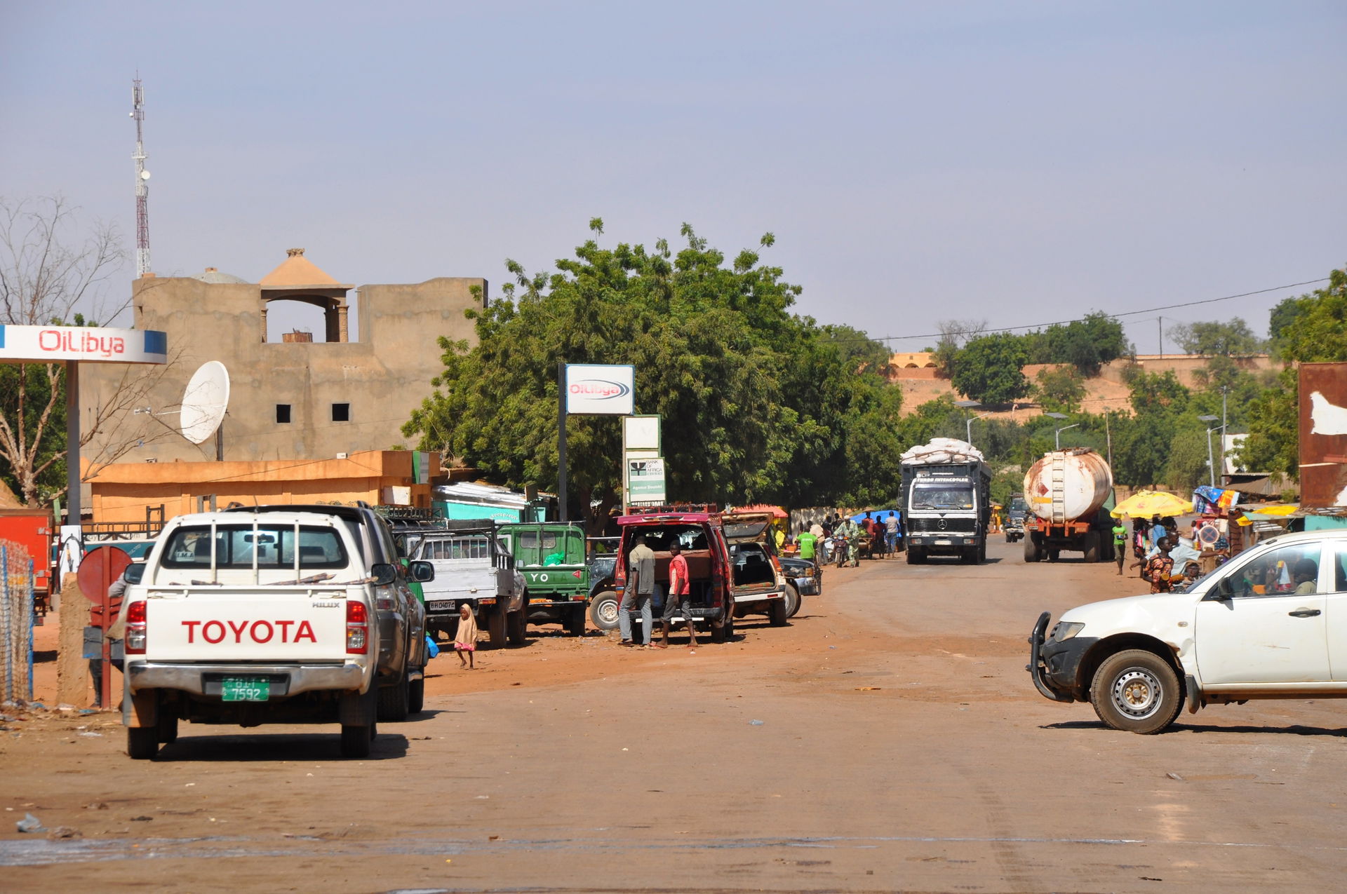 A street scene in the town centre of Dogontdoutchi, Niger (Depa…