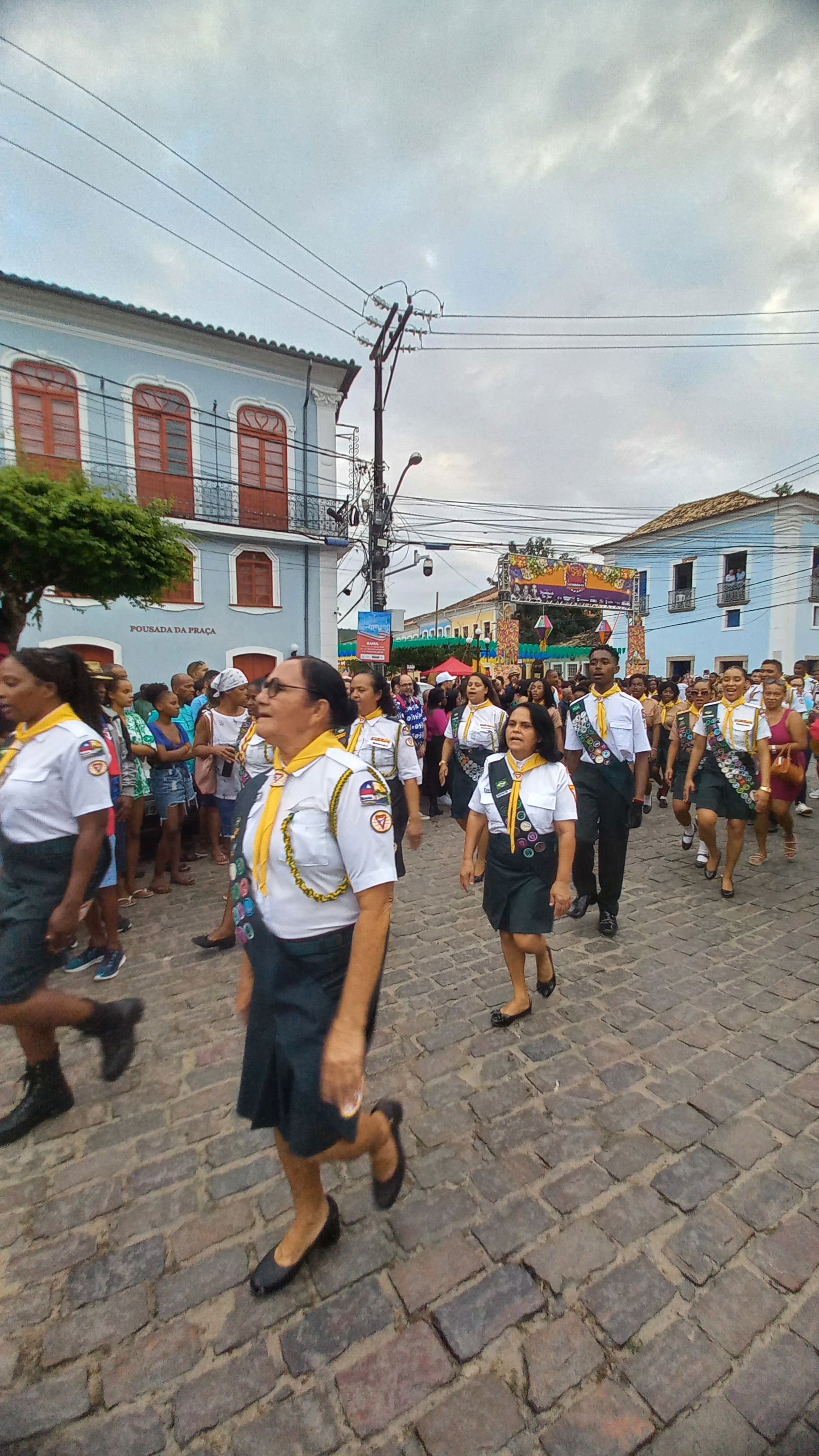 Desfile do 25 de junho de 2024, celebração as festividades da I…