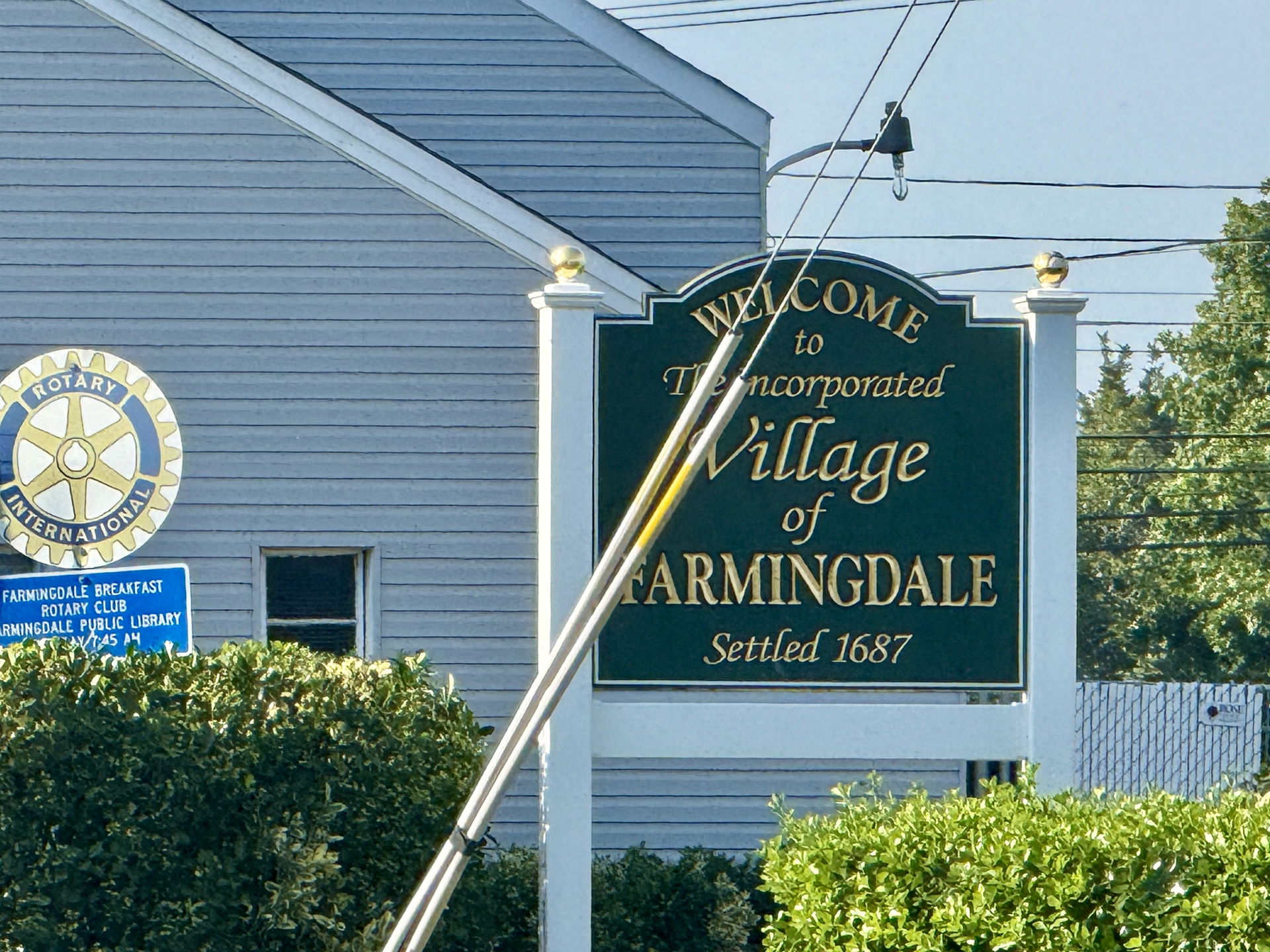 A Village of Farmingdale welcome sign, as seen from Motor Avenu…