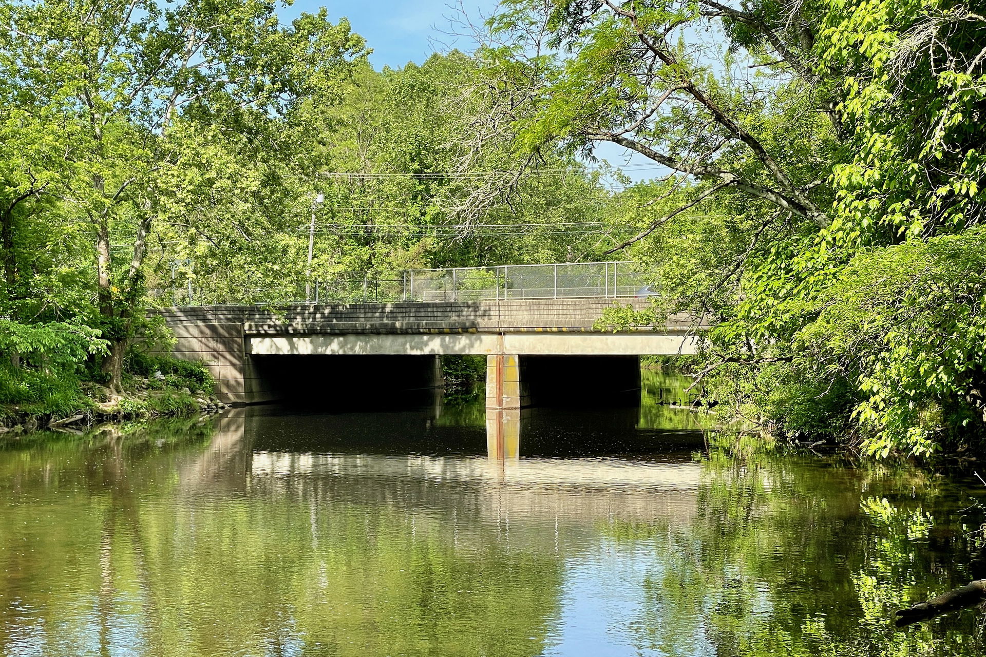 Bridge carrying U.S. Route 202 and U.S. Route 206 over the Nort…