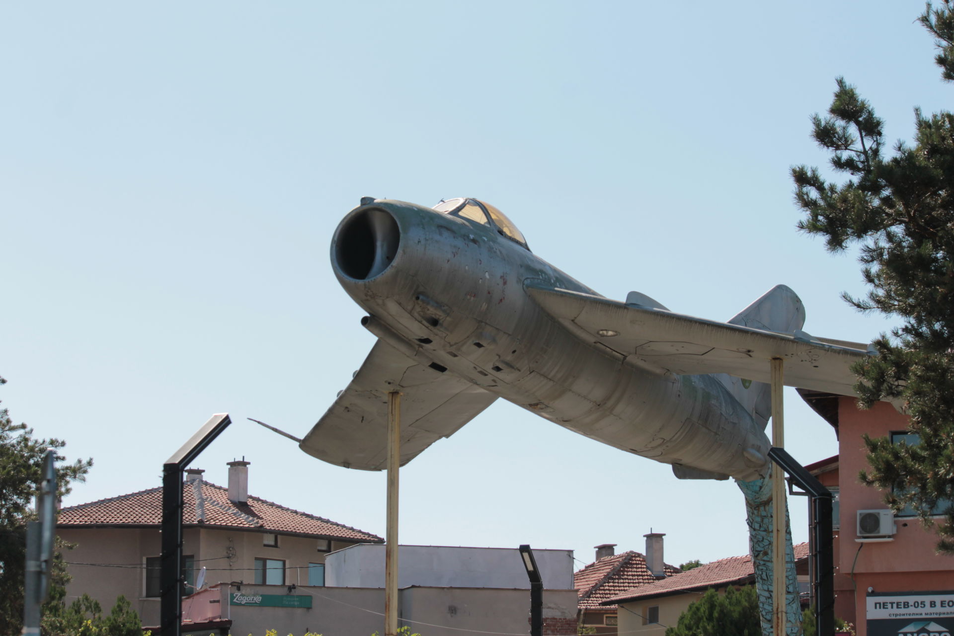 A Mikoyan-Gurevich MiG-17 located on a roundabout in the center…