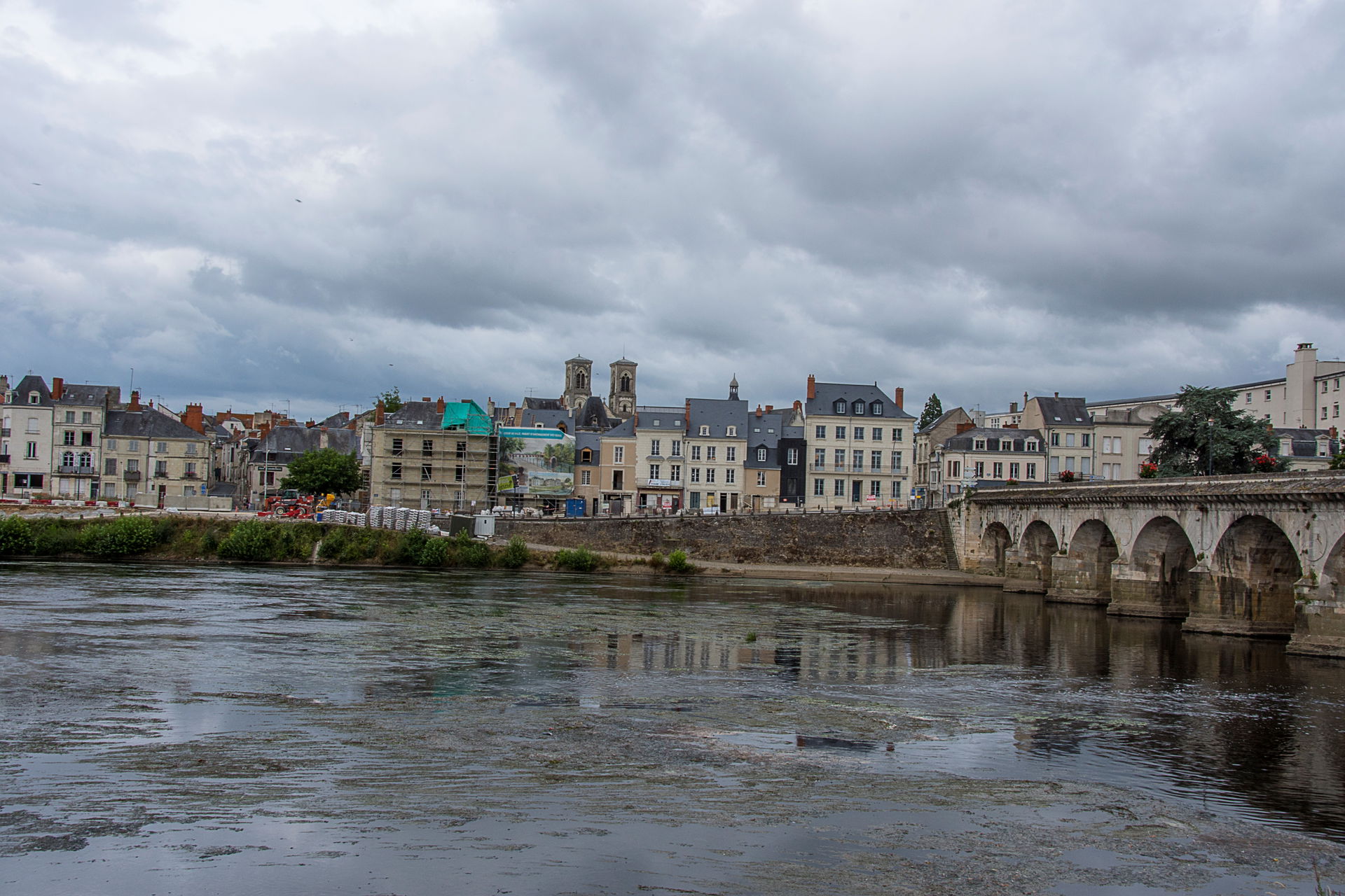 Rio Vienne a su paso por Chatellerault