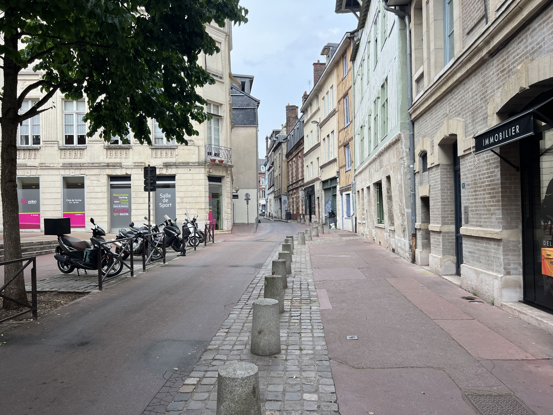 Rue des Arsins, Rouen.