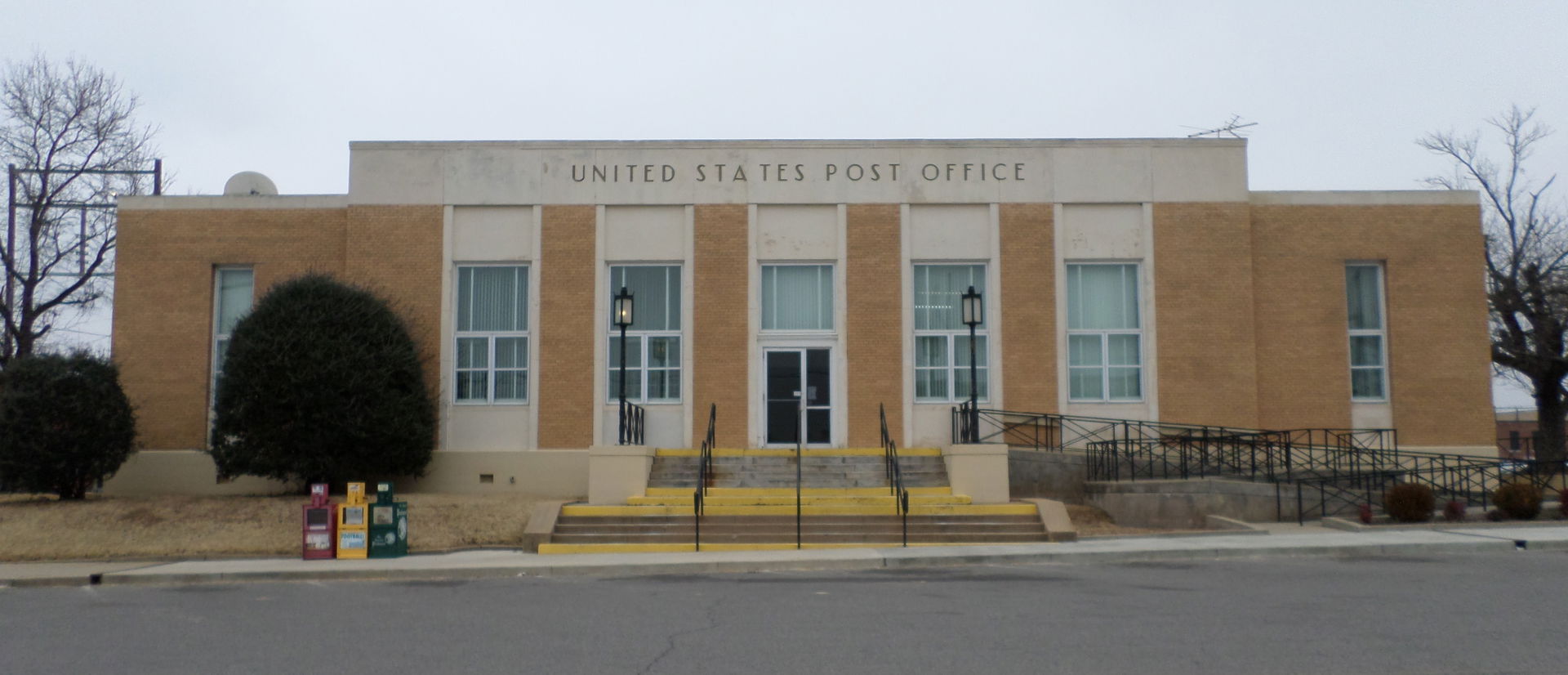 The U.S. Post Office, located at 120 E. Oak Ave., Seminole, Okl…