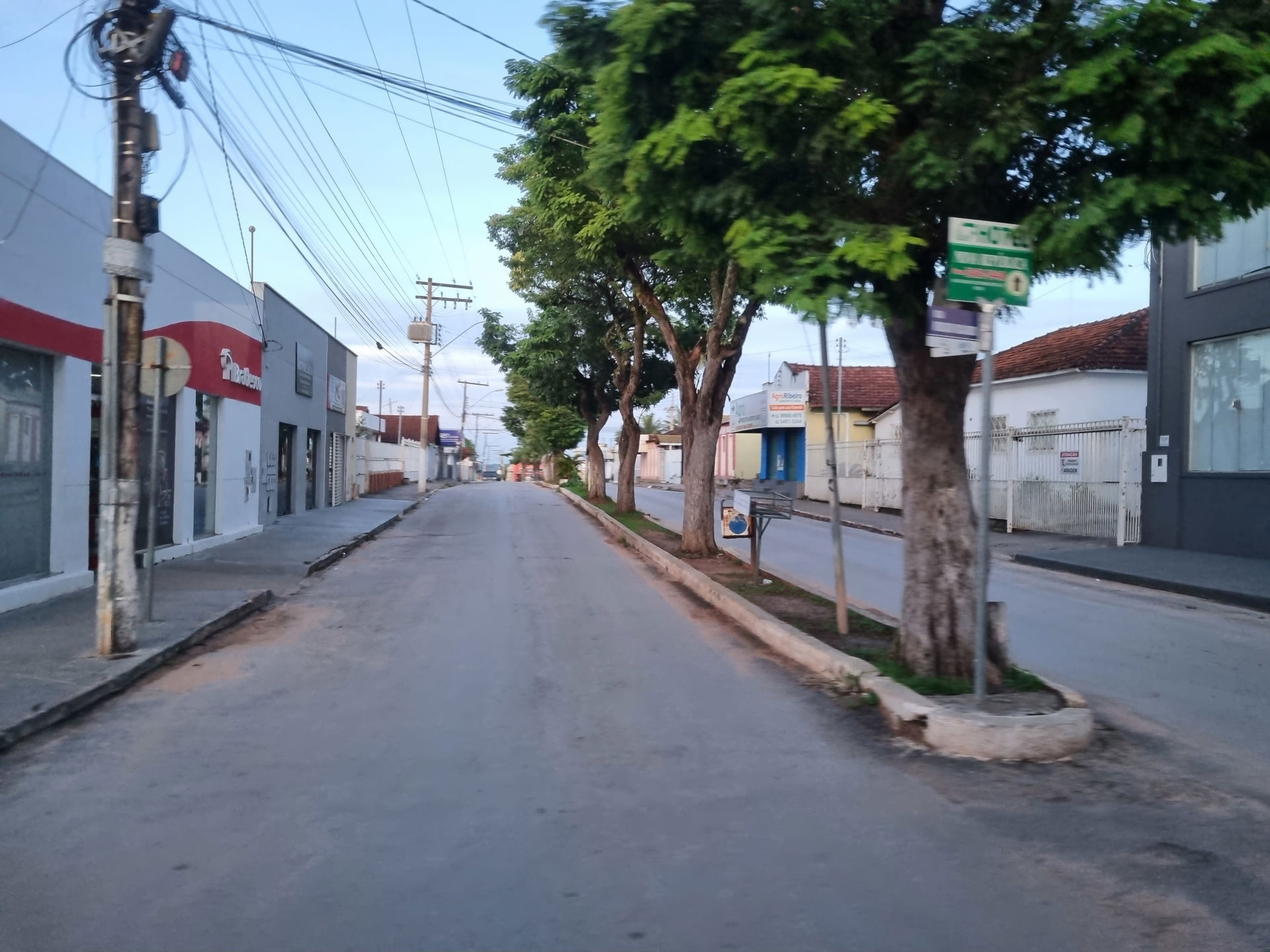 Avenida Padre Trajano, em Posse.