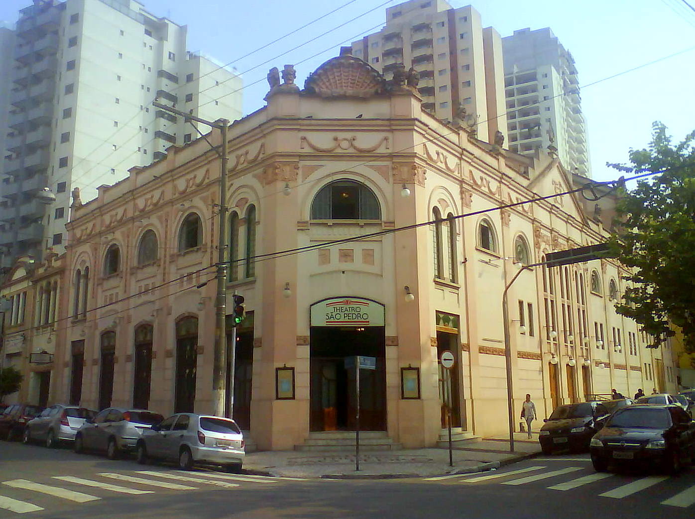 Teatro São Pedro (Theatro São Pedro), no distrito de Santa Cecí…