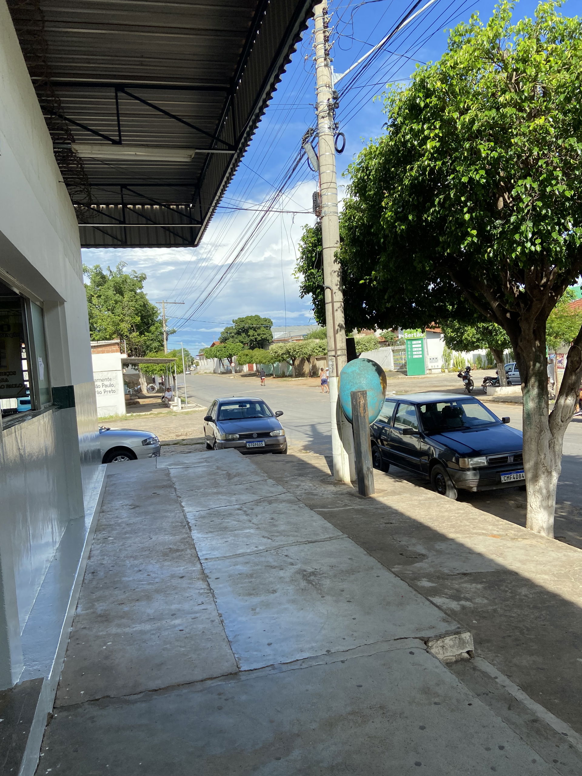 Avenida Juscelino Kubitscheck em Espinosa. Foto de 22 de janeir…