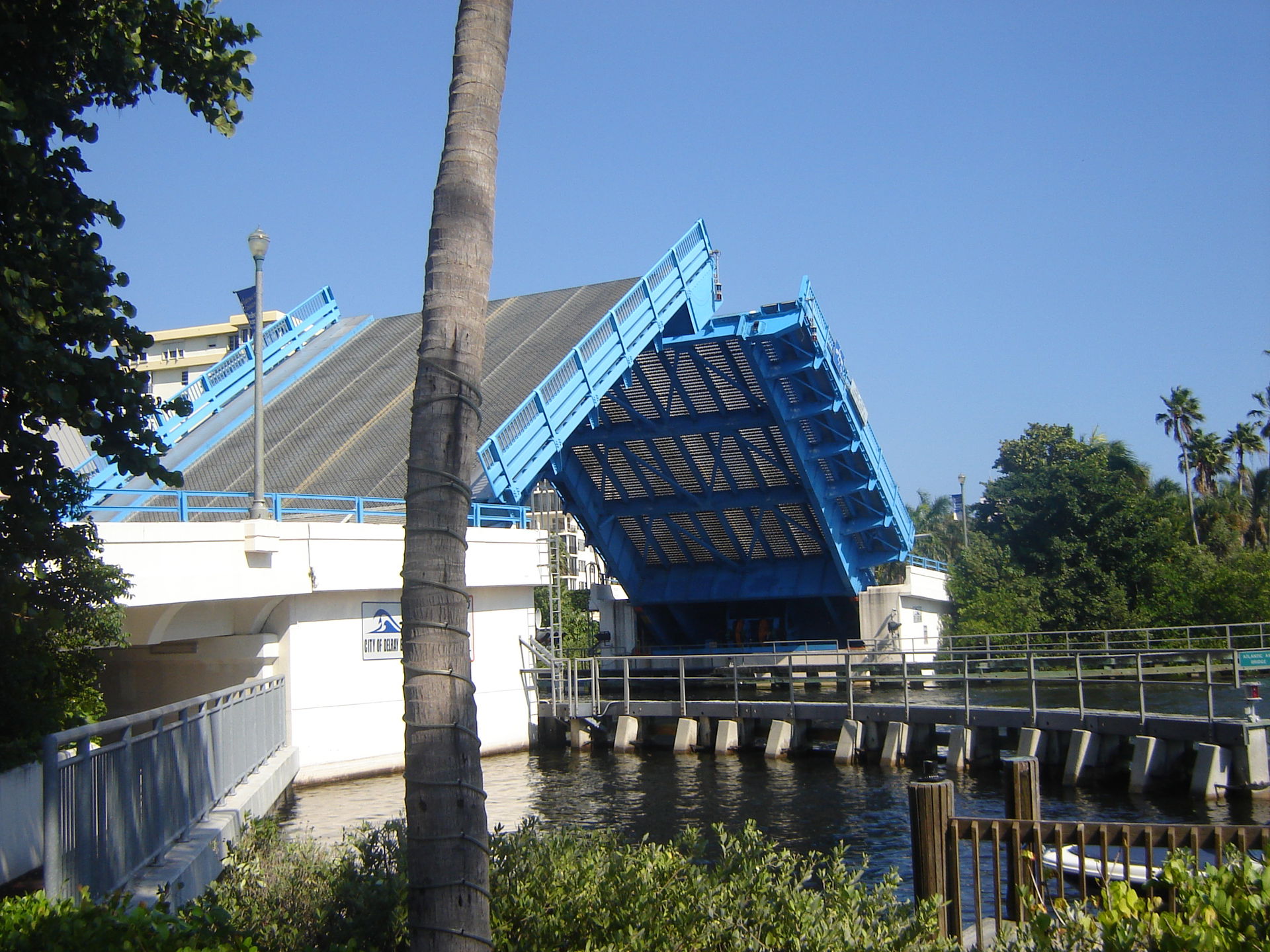 The Atlantic Avenue, is a 1952 double-leaf bascule bridge carry…