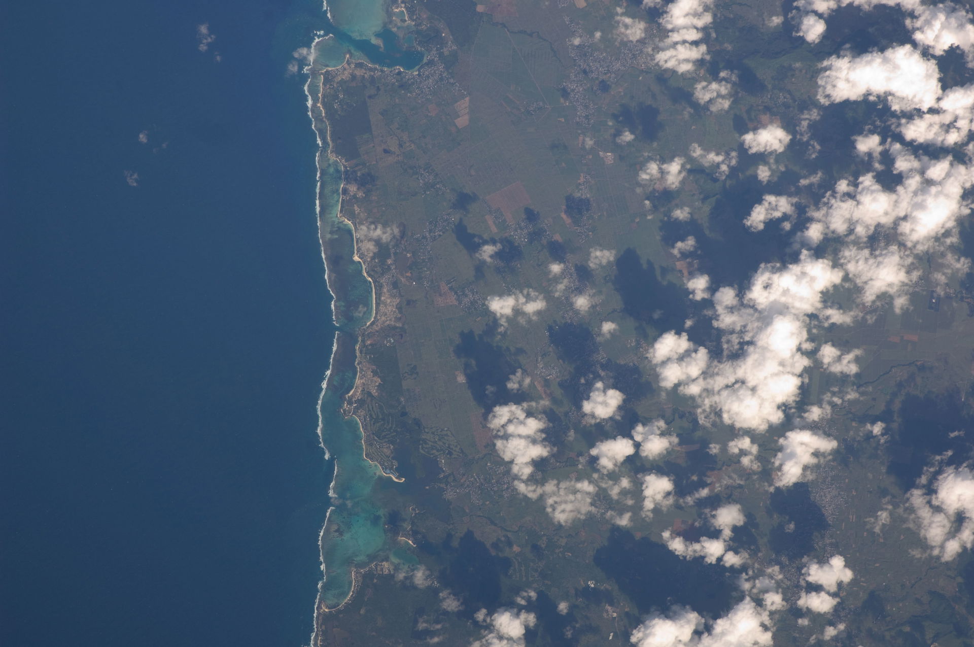 View of Mauritius taken during ISS Expedition 20.