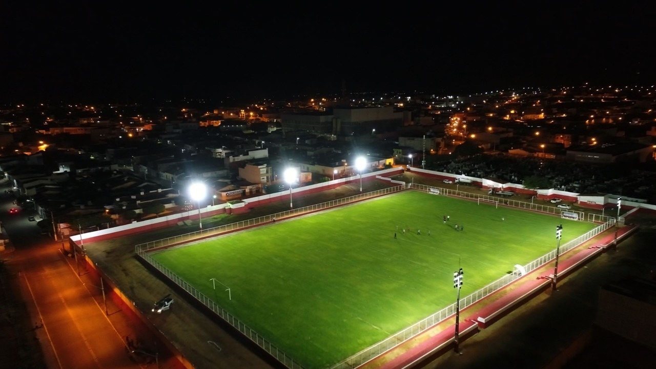 Estádio Municipal Edton de Oliveira