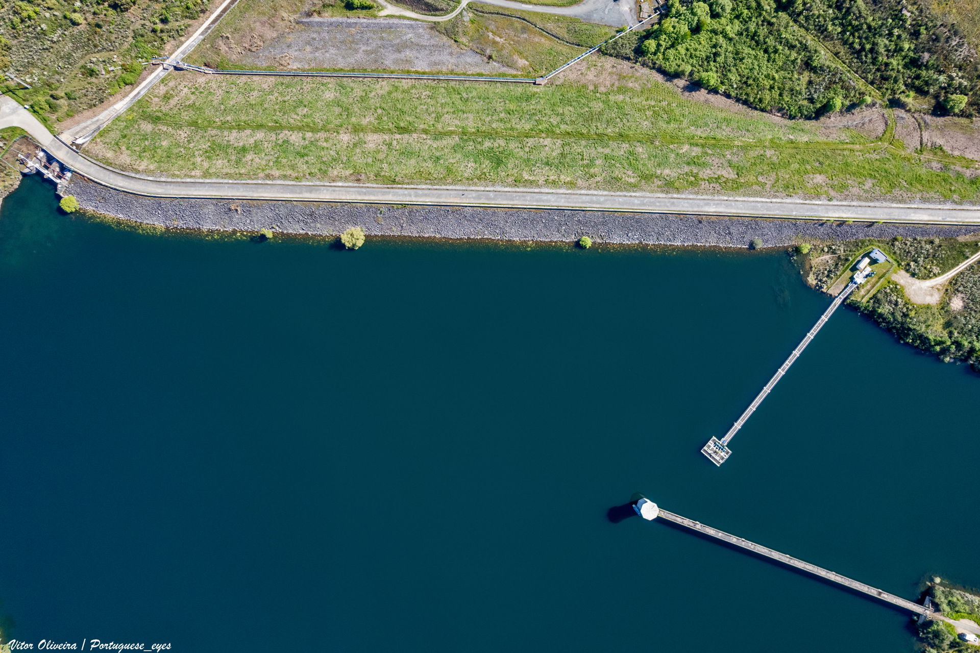 A Barragem do Azibo, construída sobre o leito da Ribeira do Azi…