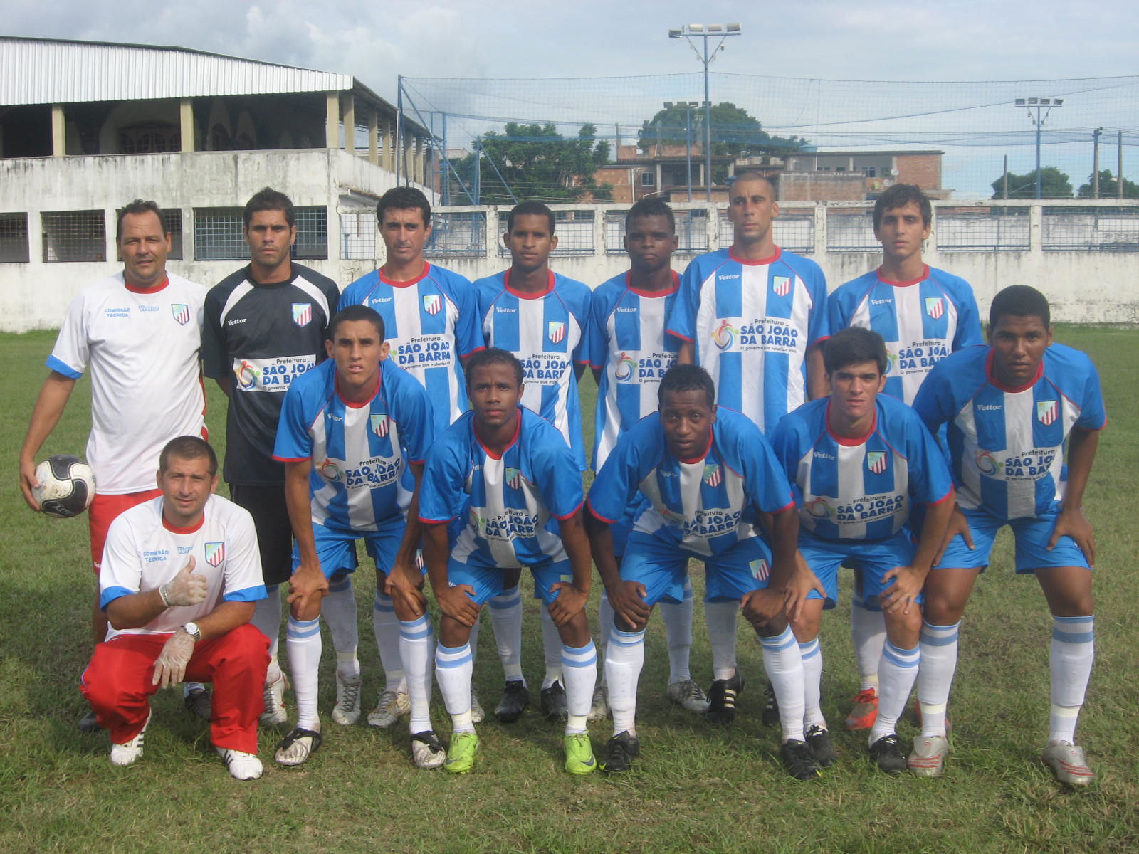 Equipe profissional do Esporte Clube São João da Barra em 2010.