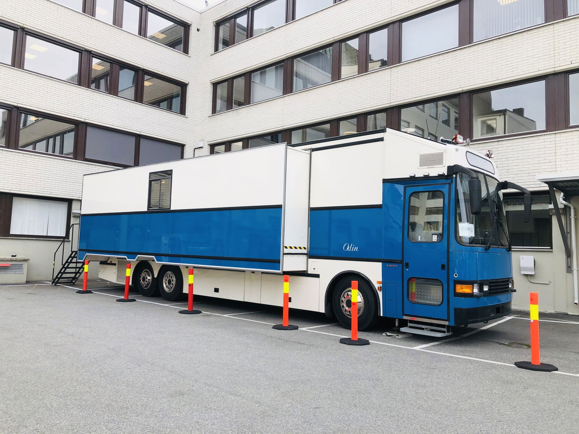 Buss for coronatesting, Hønefoss, september 2020