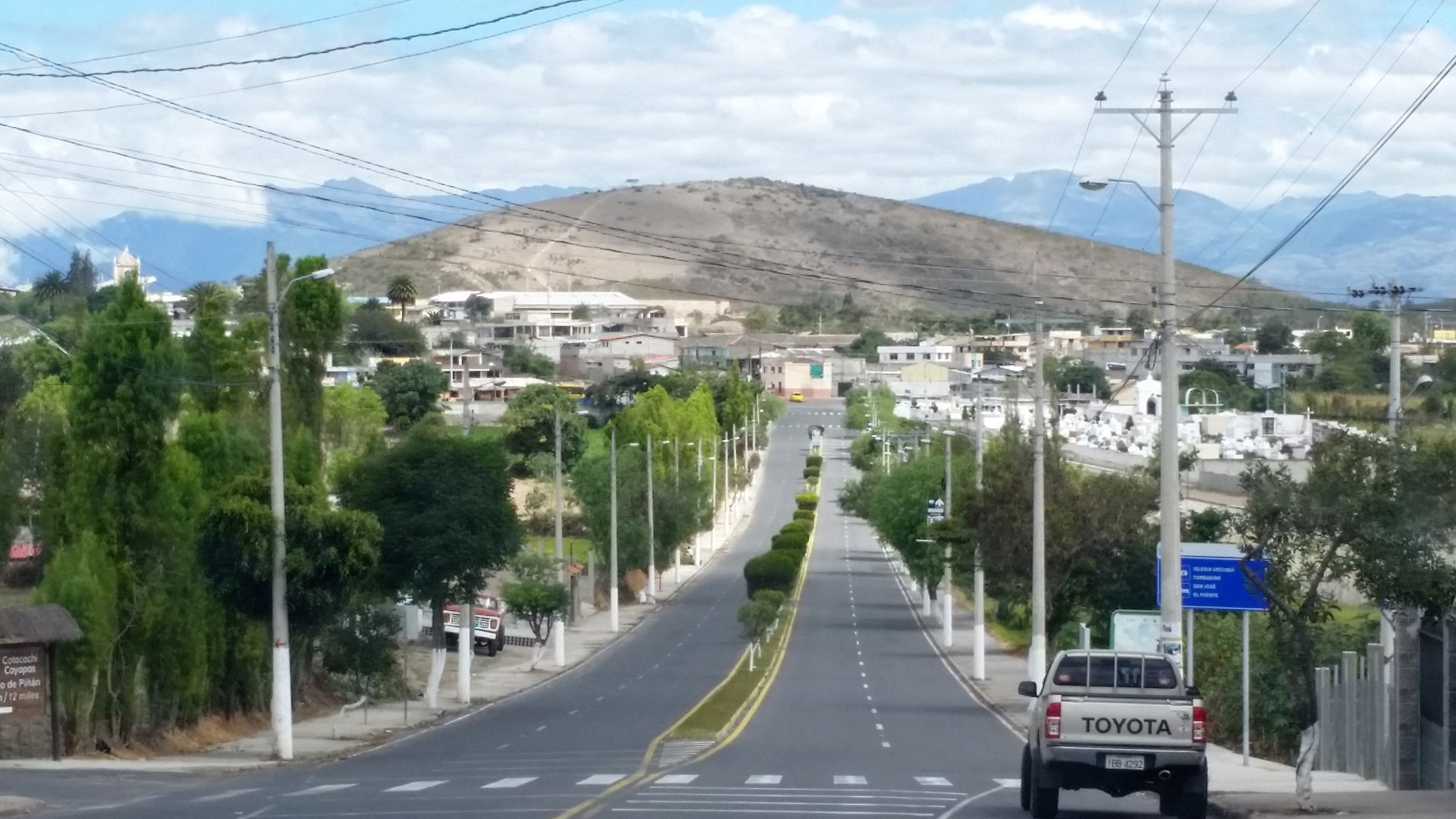 Entrada a San Miguel de Urcuquí (Provincia de Imbabura)