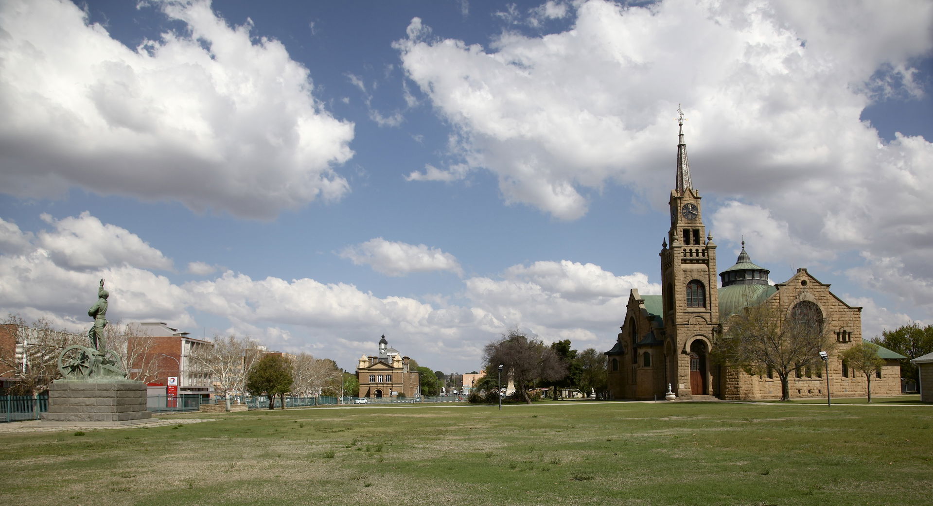 Nederduitse Gereformeerde Mother Church, Church Square, Kroonst…