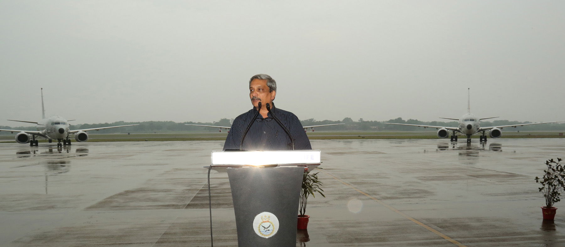 The Union Minister for Defence, Shri Manohar Parrikar addressin…