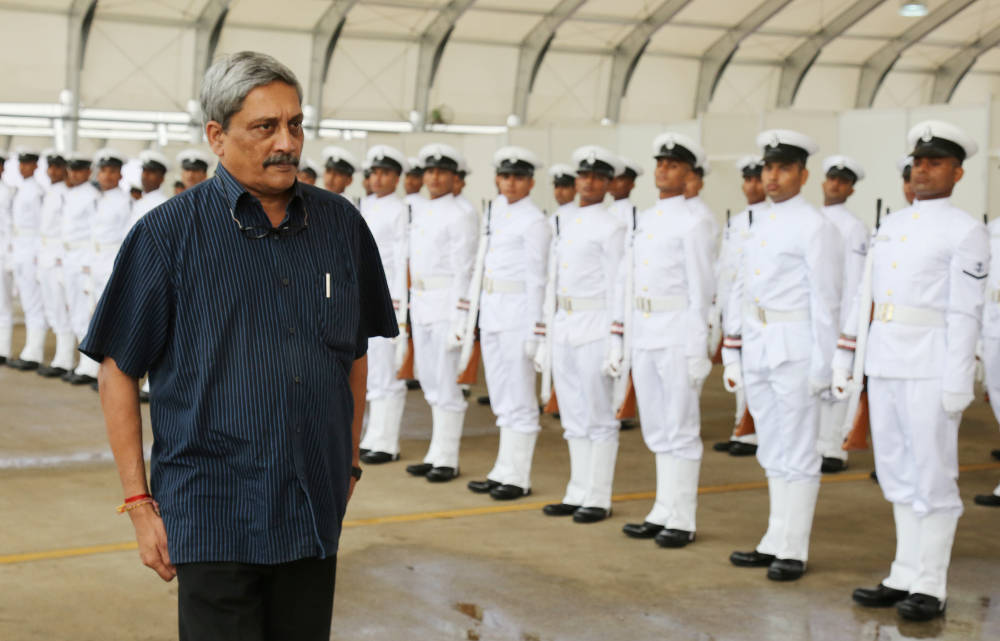 The Union Minister for Defence, Shri Manohar Parrikar inspectin…