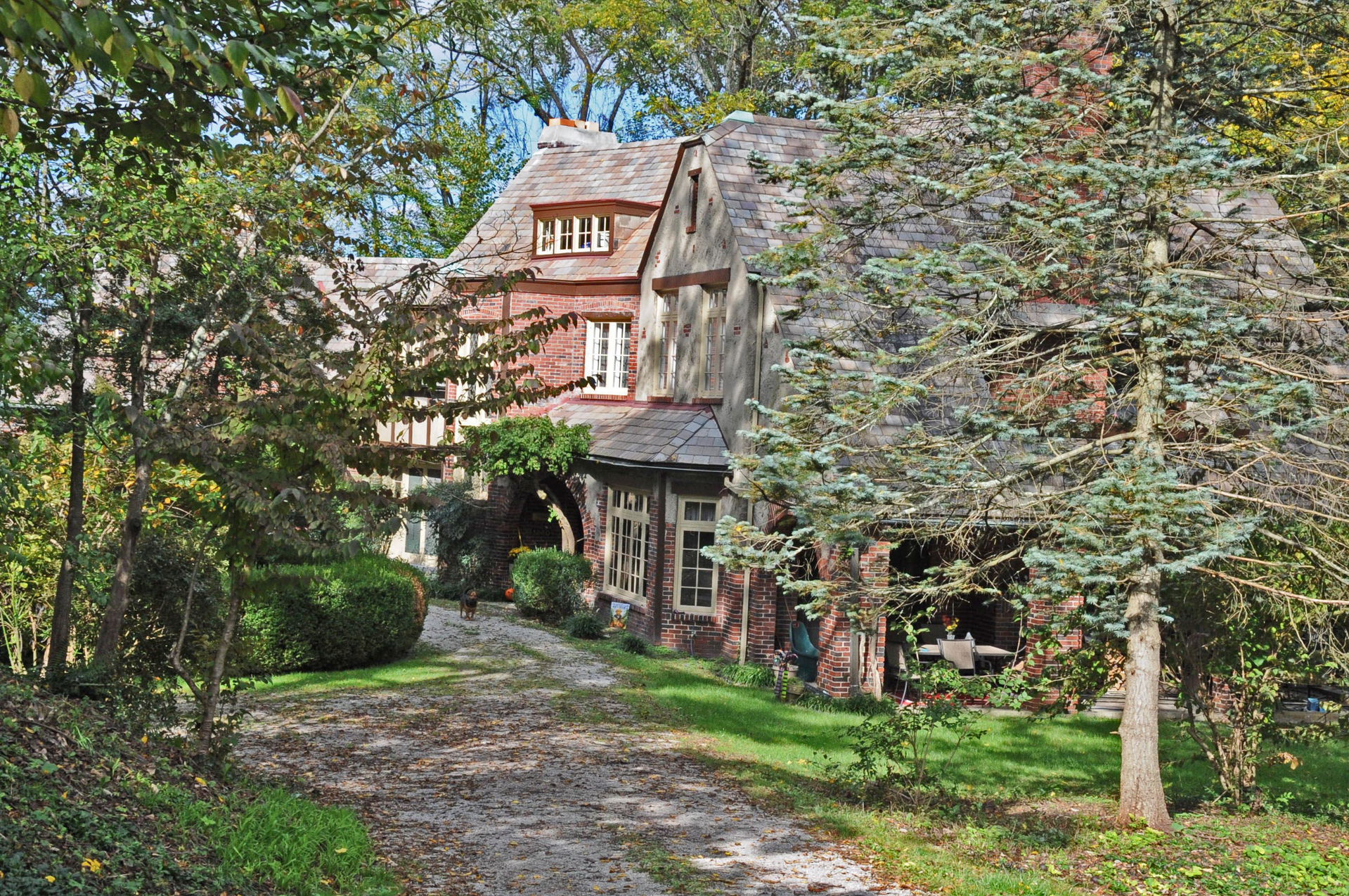 DESIGNED AND BUILT IN THE 1920’S FOR DR. RHUELL HAMPTON MERRILL…