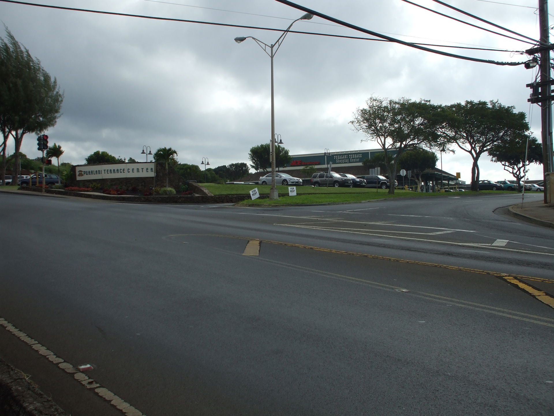 Intersection of Old Haleakala Highway and Pukalani Street in Pu…