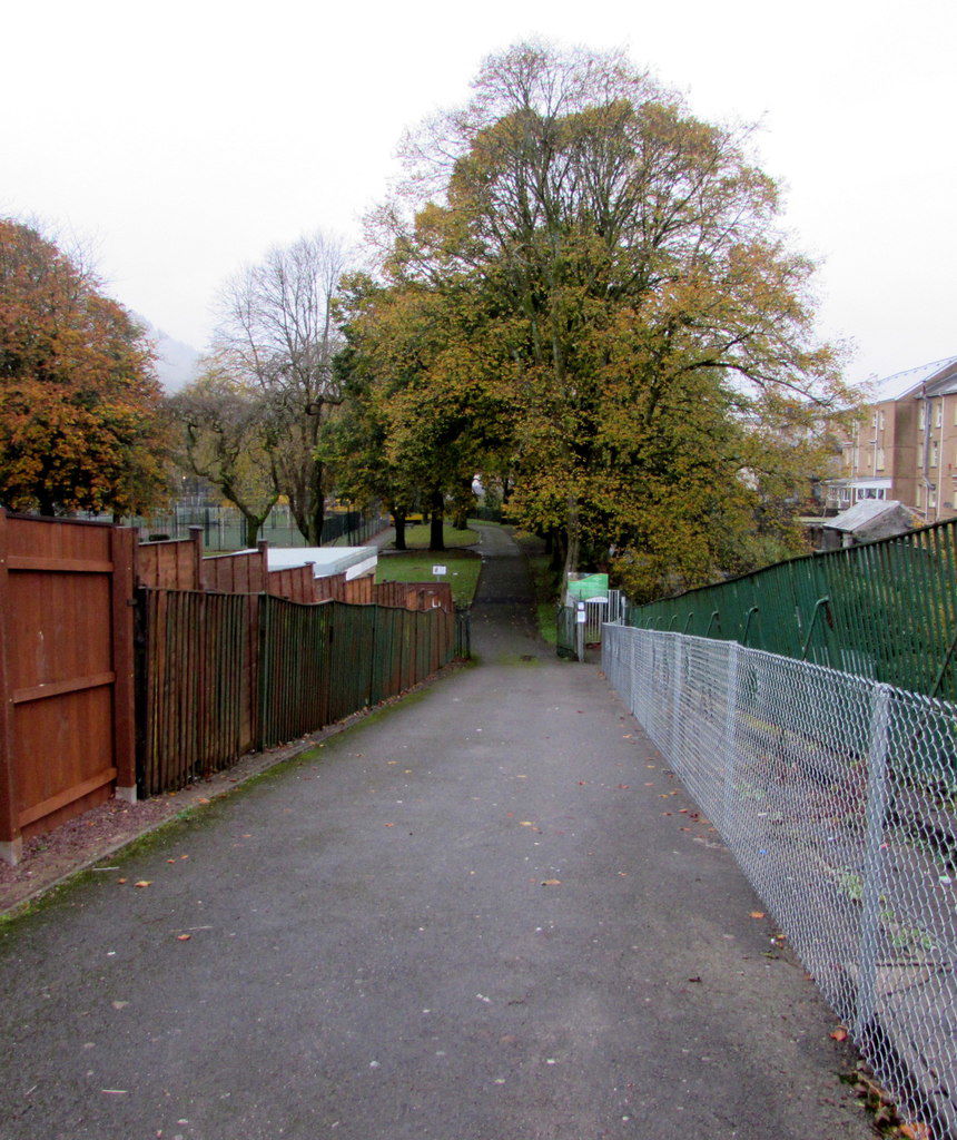 Into Treherbert Park, Treherbert