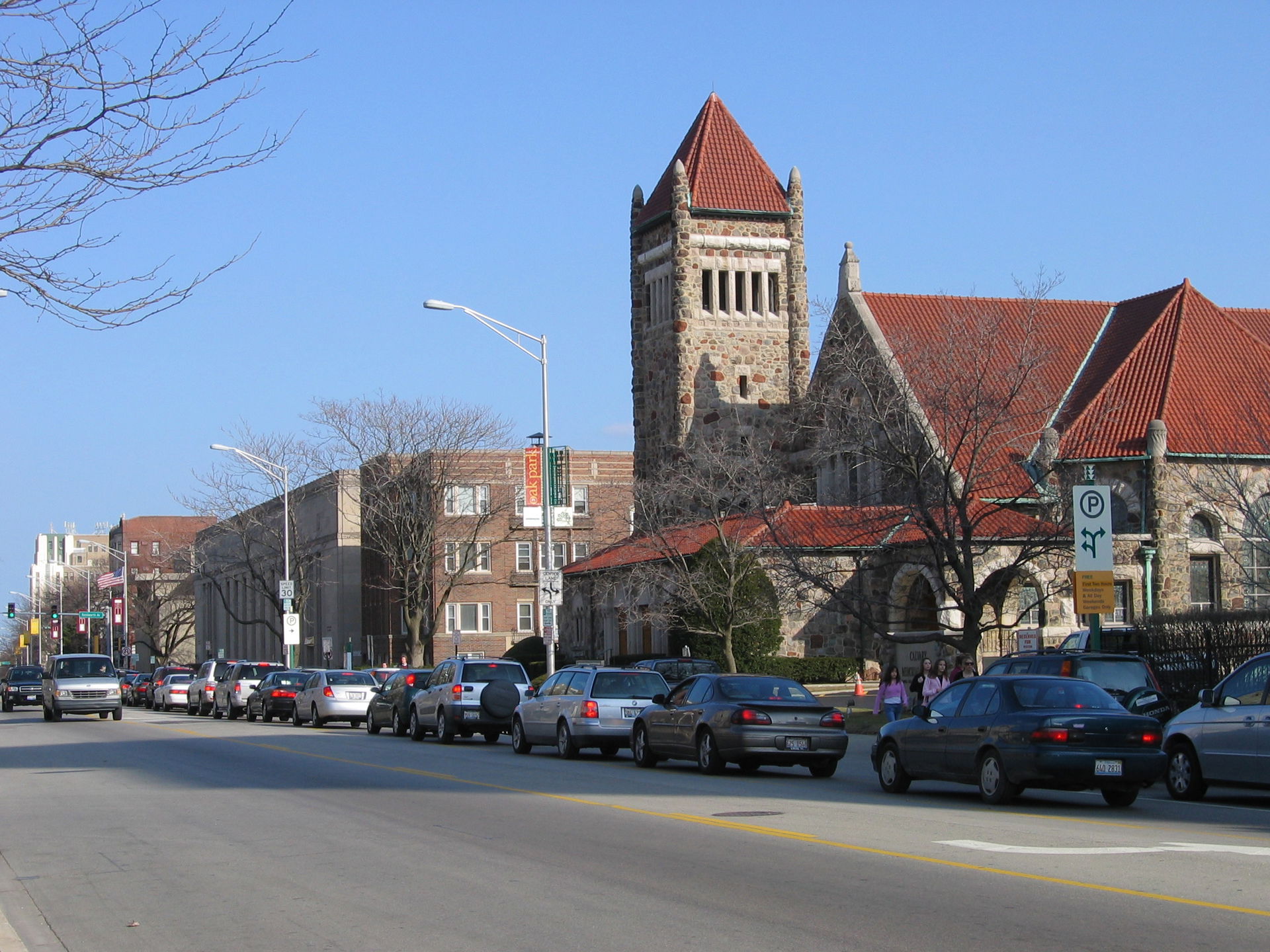Oak Park, Illinois. Lake Street between Forest Place and N. Ken…