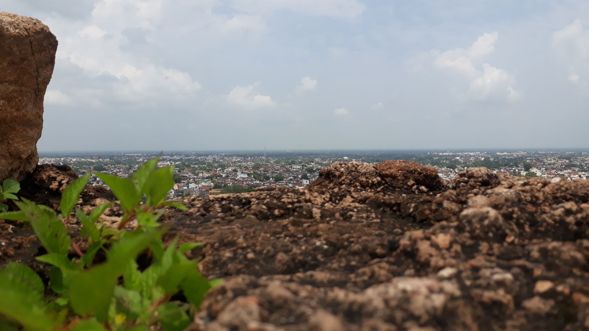 Bird eye view of Jhansi town from Jhansi fort, Uttar Pradesh