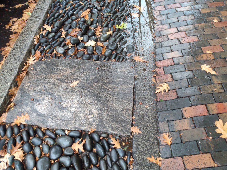 Chestnut Street (Salem, Massachusetts) river stones brick sidew…