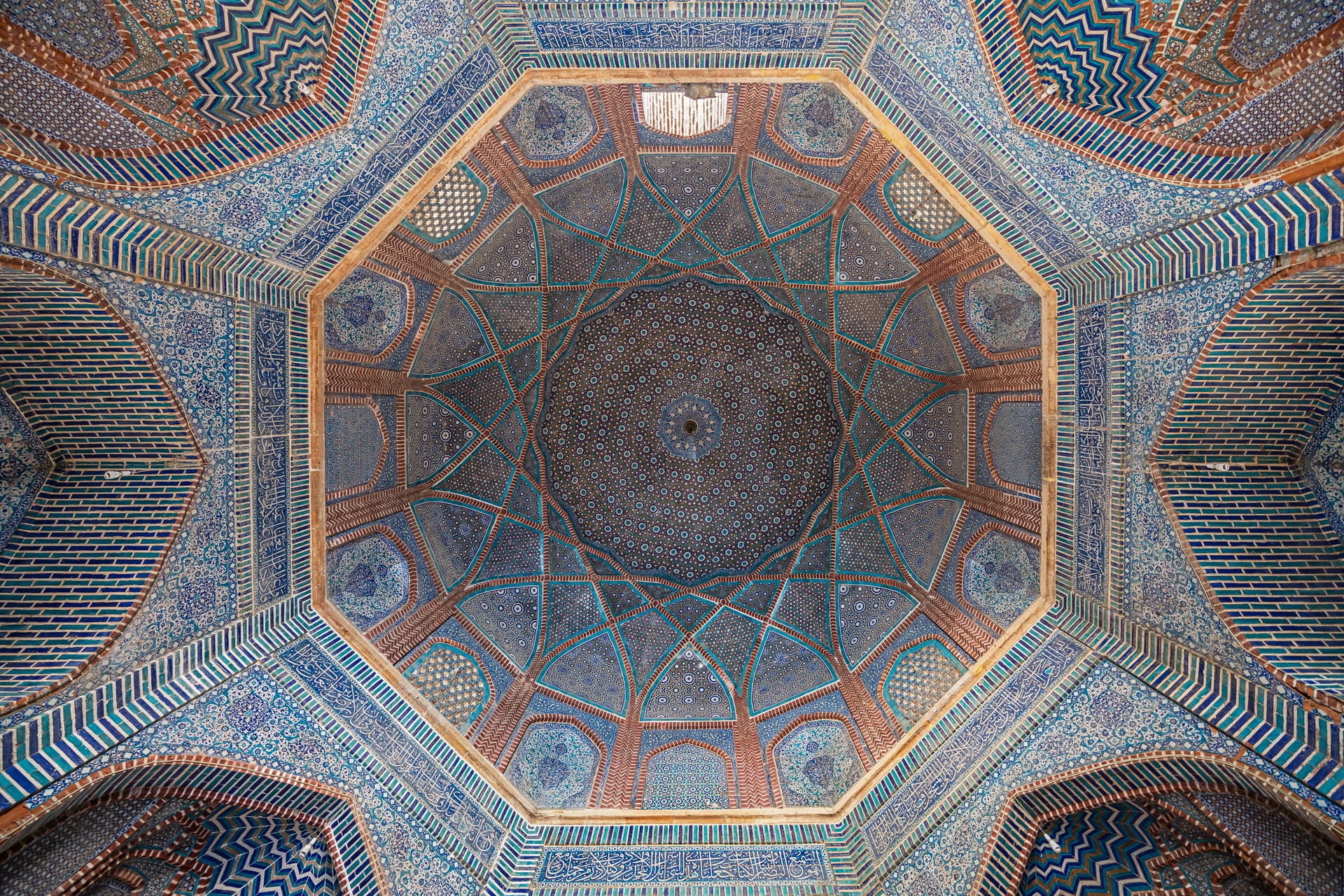 Interior view of one of the domes of the Shah Jahan Mosque in T…