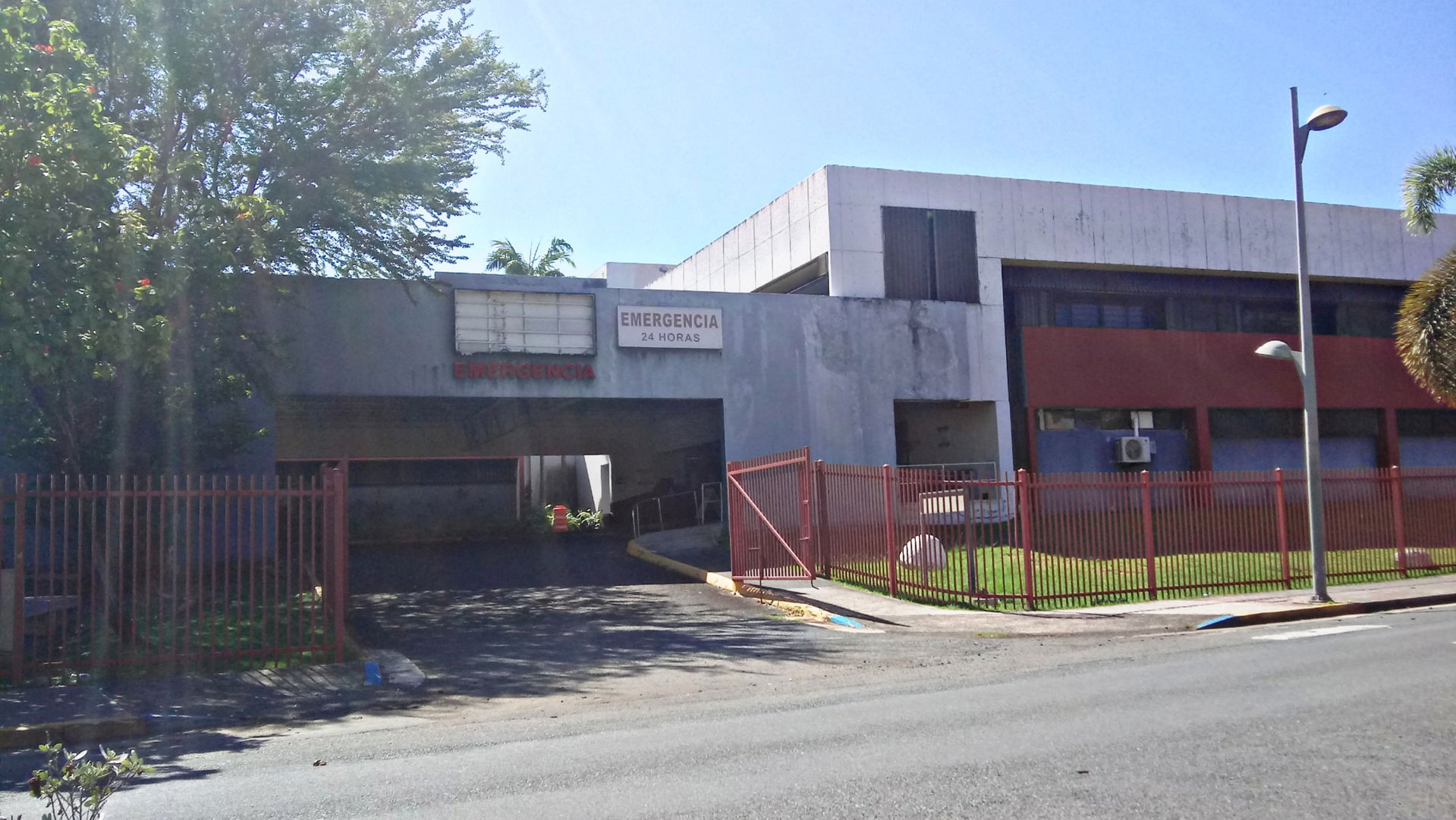 Hospital at 900 Calle Cerra, Santurce, San Juan, Puerto Rico;