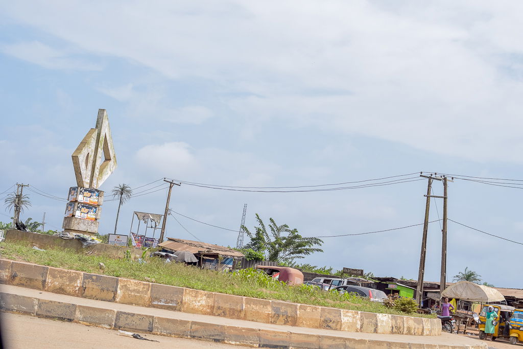 A roundabout at Sagamu
