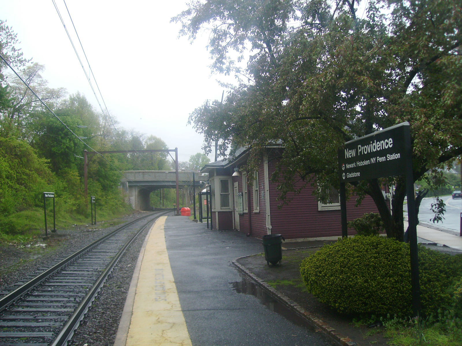Facing eastbound along the Gladstone Branch at the New Providen…