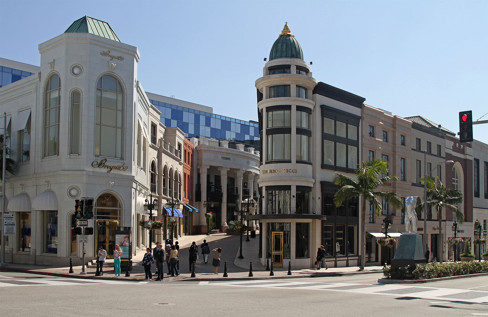 Beverly Hills at the corner of Rodeo Drive, Dayton Way, and Via…