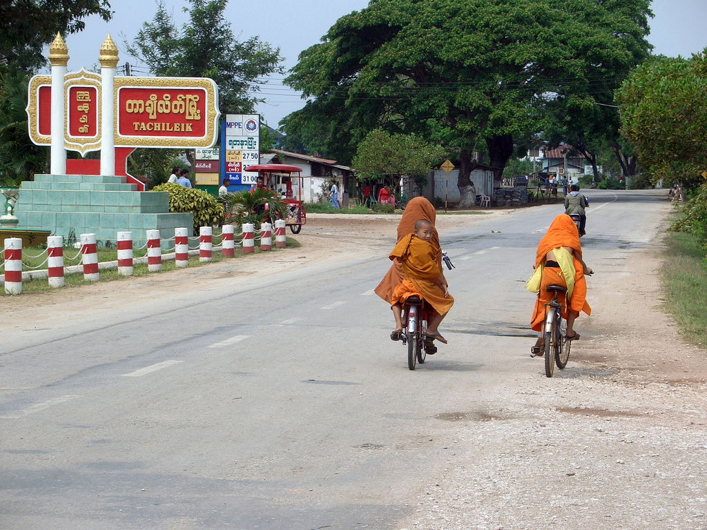 Tachileik entrance, Myanmar