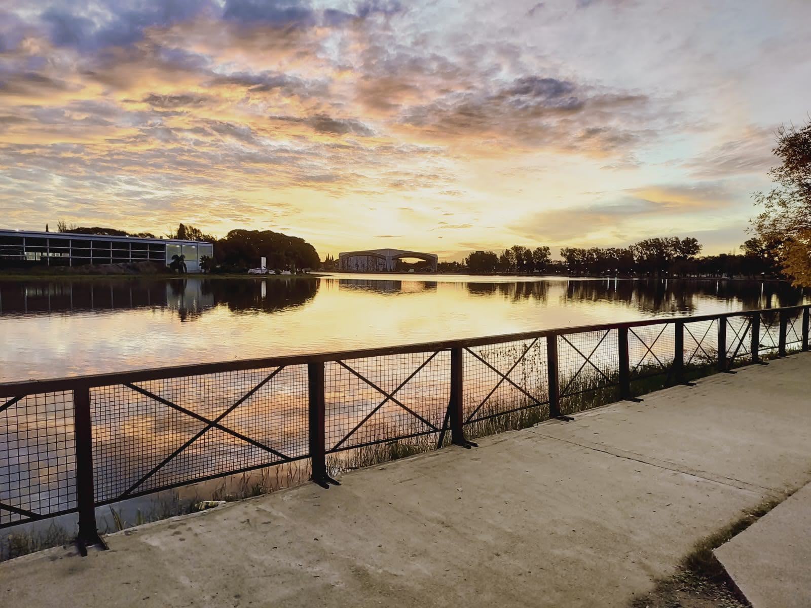 Atardecer costanera Villa María