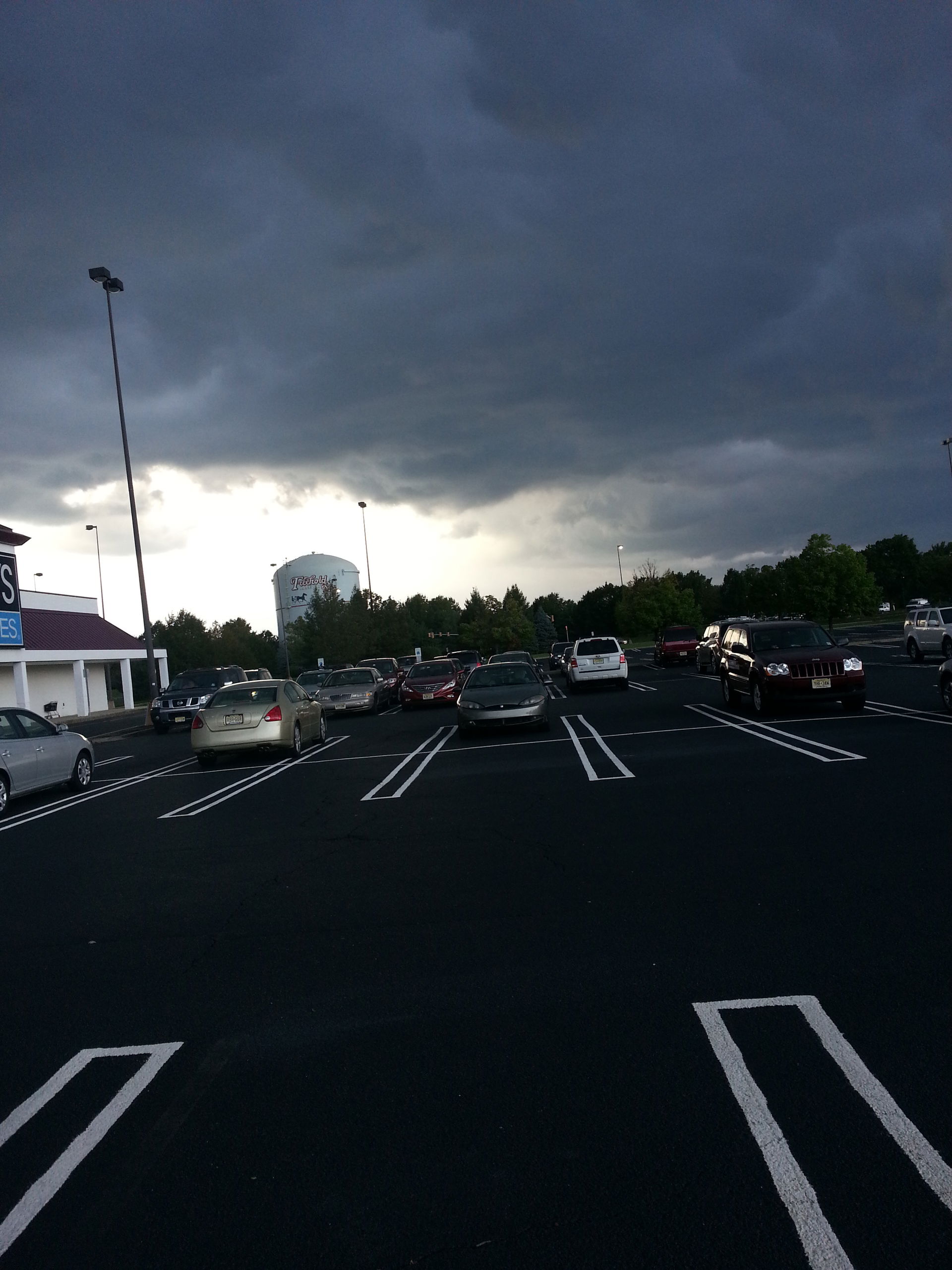 Storm clouds in Freehold NJ