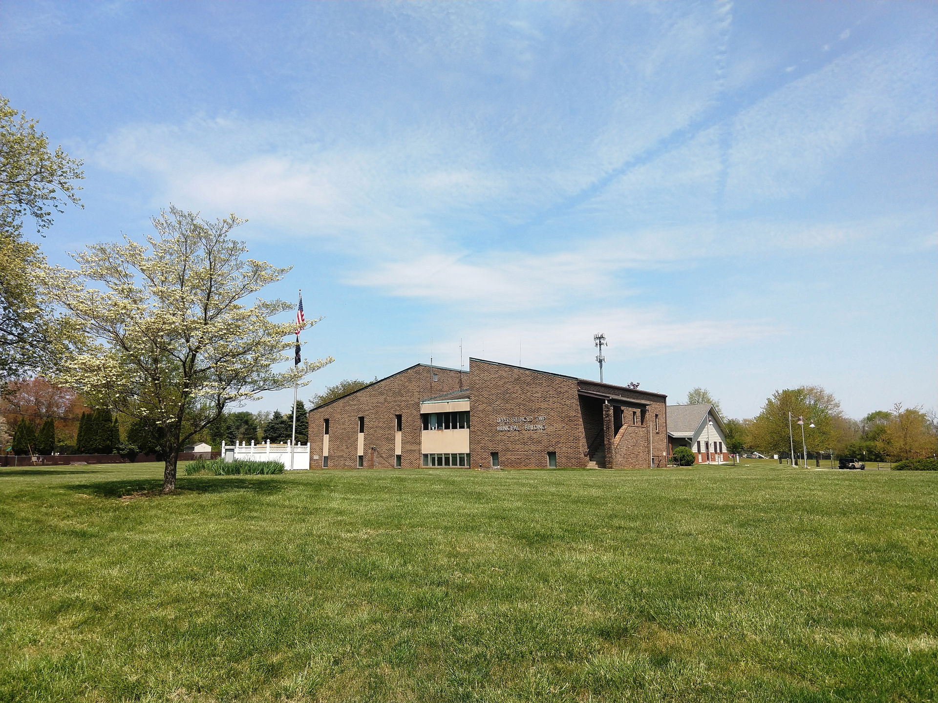 Photo of the Upper Freehold Township, New Jersey municipal buil…