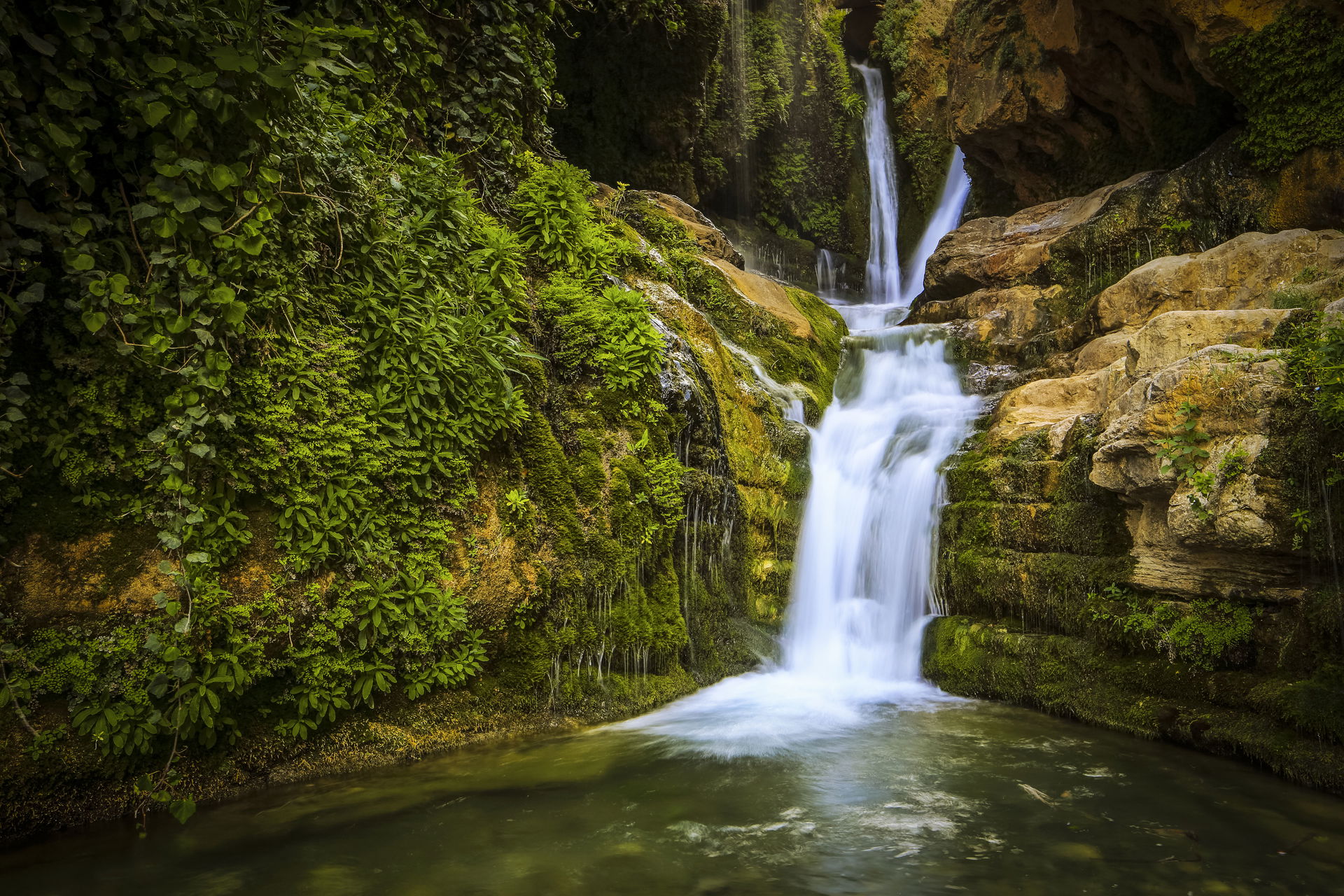 Aïn Legradj Waterfall in Bordj Bou Arreridj