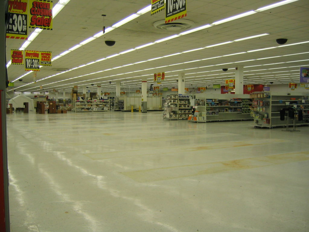 Big Kmart store #3979 in Levittown, NY during its liquidation i…